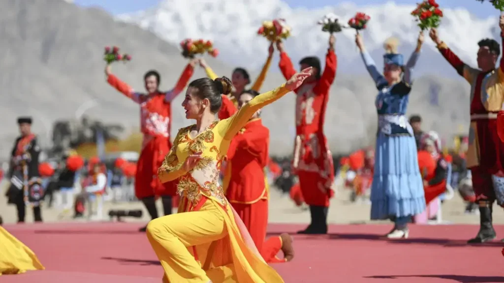 Dance of Sorrow by Cao Shuis Great - Chinese Poetry - Chinese Literature